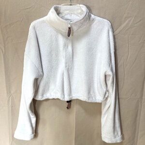 URBAN OUTFITTERS Ivory half-zip Cropped Fleece Jacket w/a Drawstring Bottom